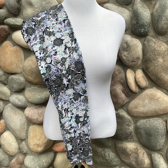 LuLaRoe OS One Size Paisley Leggings EUC - Picture 1 of 9